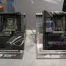 De nieuwe ROG Crosshair X870E Hero BTF (rechts) naast de al eerder verschenen ROG Maximus Z890 Hero BTF