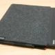 Lenovo ThinkVision M14t Gen2 - de hoes heeft een lusje voor de stylus