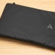 ASUS ZenScreen MB16QHG met accessoires in de hoes