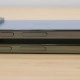Google Pixel 10 Pro (boven) op de Pixel 9 Pro: de knoppen zijn subtiel groter en voelen net wat lekkerder aan.