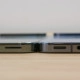 Google Pixel 10 Pro (rechts) naast Pixel 9 Pro: twee speakers naast elkaar is nieuw