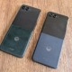 Motorola Razr 60 Ultra (links) naast Razr 50 Ultra