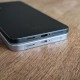Samsung Galaxy S25 Edge (boven) op de Galaxy S25+