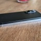 Samsung Galaxy S25 Edge (boven) op de Galaxy S25+