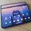 Samsung Galaxy Z Fold 4 - home screen opengevouwen