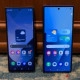 Samsung Galaxy Z Fold 7 (rechts) naast Fold 6, dichtgeklapt