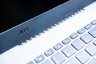 Acer Aspire Vero (AV15-51-574G) - hier voert de laptop warme lucht af.