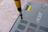 De Acer Aspire Vero (AV15-51-574G) is eenvoudig open te schroeven