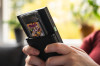 De Analogue Pocket werkt met de originele cartridges voor de Game Boy, Game Boy Color en Game Boy Advance.
(Alle foto&#39;s bij dit artikel zijn gemaakt door Tom Kauwenberg.)