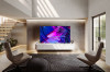 De Hisense 100U7KQ is een TV met een schermdiagonaal van 100 inch: 254 cm, oftewel ruim 2,5 meter. 