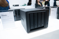 De Synology DS425+ op de stand van Synology op de Computex beurs van 2025, eerder dit jaar.