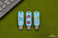 De nieuwe SanDisk USB-sticks zijn er voor fans van Smurfen, fans van Fortnite... en voor DJ&#39;s.
