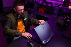 MSI Raider GE gaming laptop