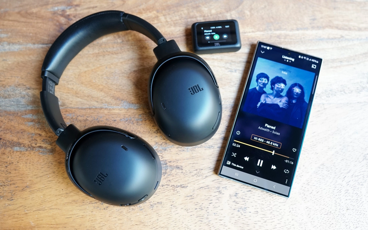 JBL Tour One M3 review: nieuwe topmodel is écht een topper