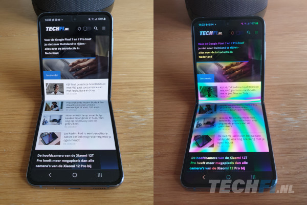 Het beeldscherm van de Samsung Galaxy Z Flip 4 ziet er niet zo fraai uit door een gepolariseerde zonnebril, zoals rechts op deze foto te zien.