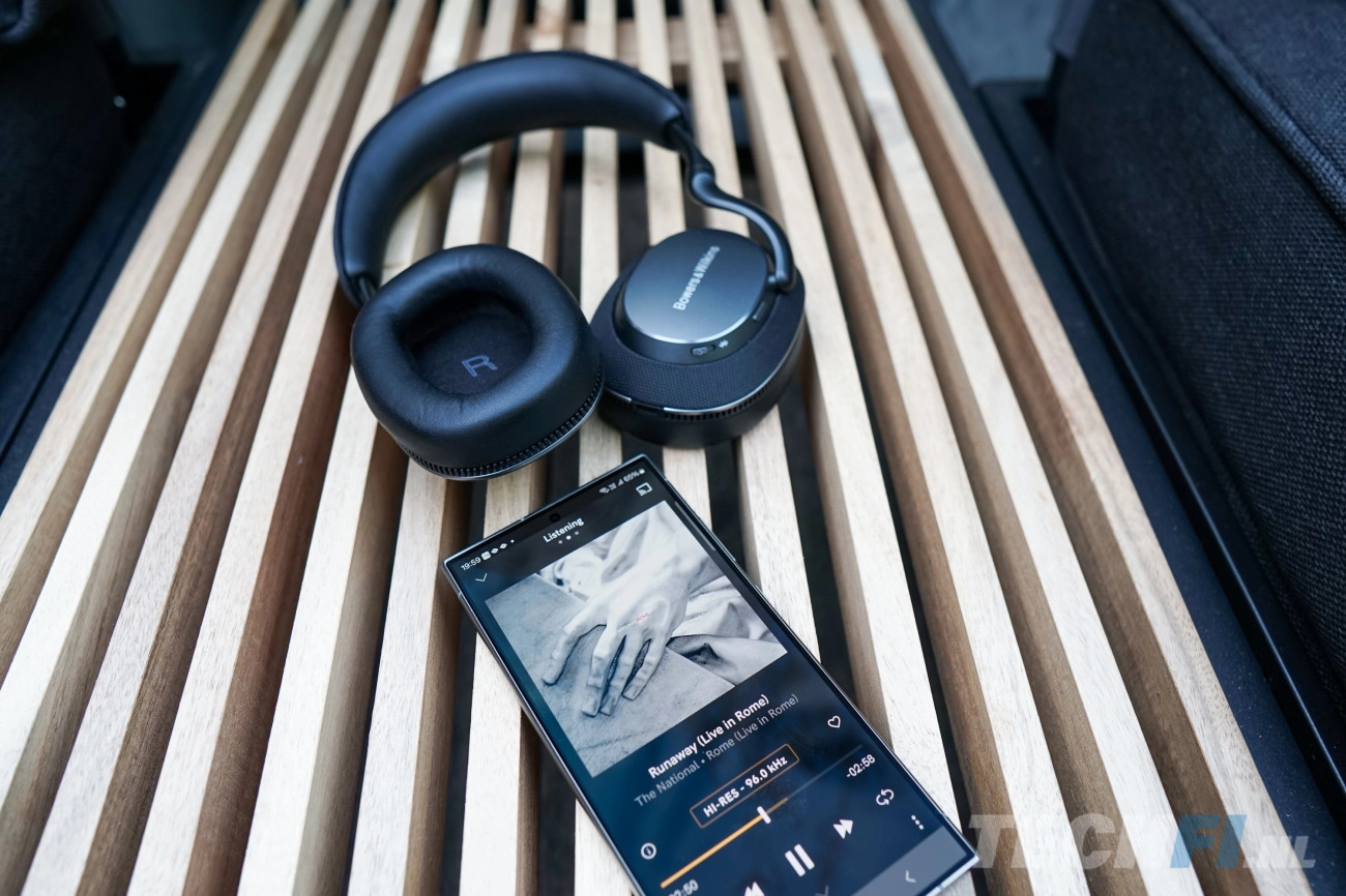 Bowers & Wilkins Px7 S3