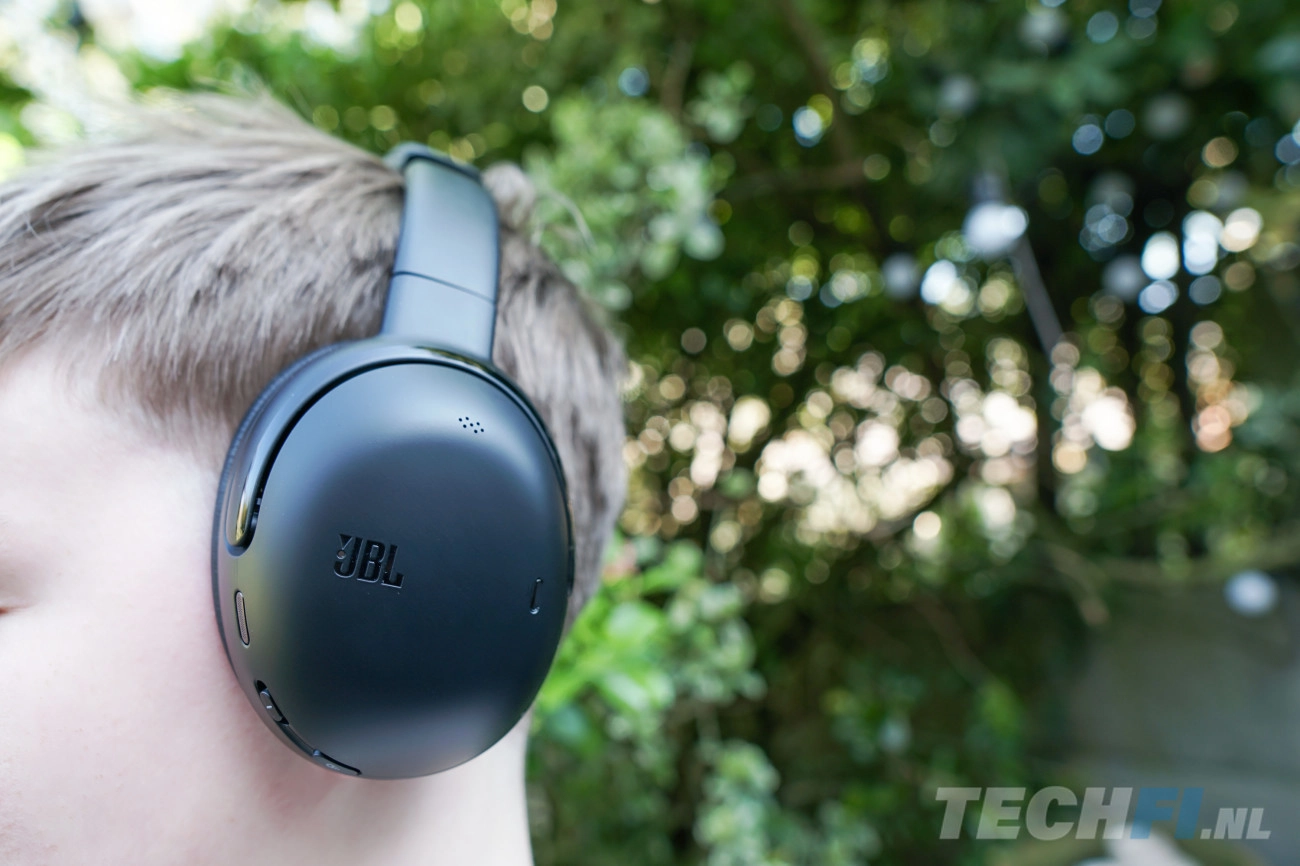 JBL Tour One M3