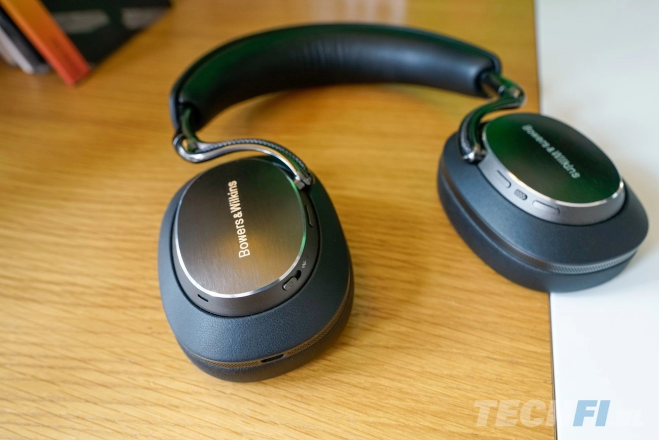 Bowers & Wilkins Px8 S2