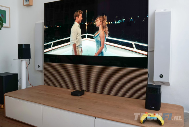 De Hisense HT Saturn is een interessant alternatief voor een soundbar, met vier draadloze speakers en een subwoofer, aangestuurd door een klein centraal kastje.