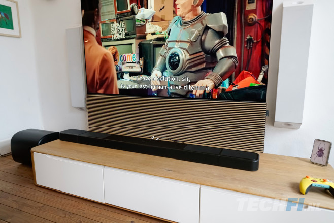 De JBL Bar 1300MK2 is een fraaie verbetering van het eerste model, met een betere subwoofer en fraaier integratie van de achterspeakers. Die zijn bovendien nog veelzijdiger inzetbaar.&nbsp;