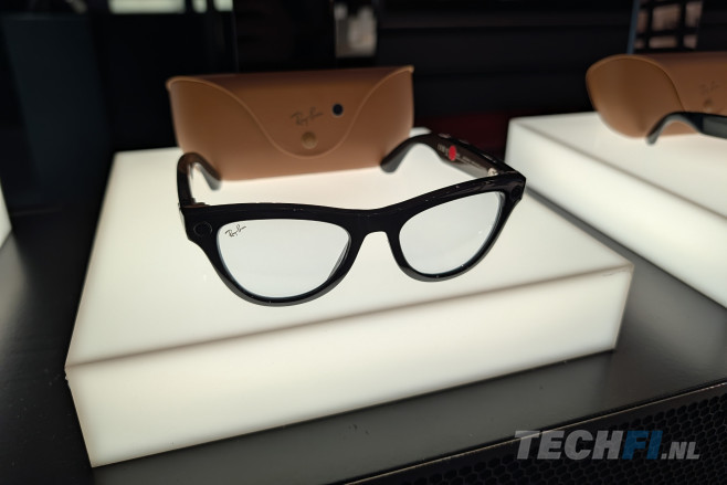 Je ziet het er niet aan af, maar deze Ray-Ban bril bevat twee camera's en genoeg acculading voor 8 uur gebruik.