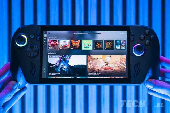 De ROG Xbox Ally X is de eerste pc handheld console met de Xbox full-screen experience erop.<br />
Alle foto's bij dit artikel zijn gemaakt door Tom Kauwenberg.
