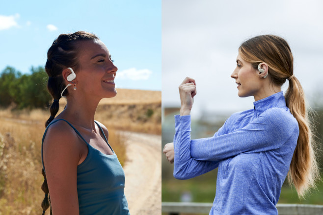 De JBL Soundgear Sense (links) en de Shokz OpenFit (rechts) zijn bijzondere volledig draadloze hoofdtelefoons. Ze hangen voor je oor, in plaats van erin.