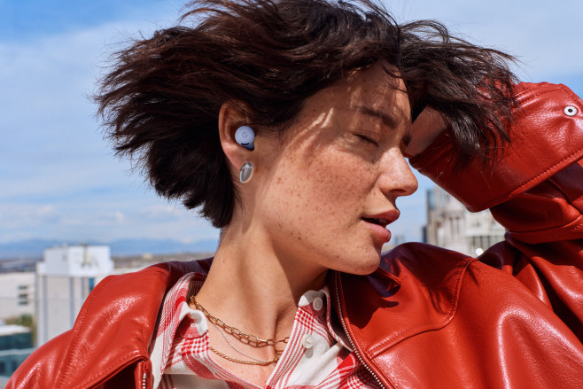 De Pixel&nbsp; Buds 2a zijn een goedkoper alternatief voor de Pixel Buds Pro 2, zonder ruimtelijke audio, maar met actieve noise-cancelling en een oplaaddoosje met vervangbare accu.