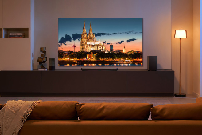 De TCL C855 is weer een stap vooruit vergeleken met de al zeer goede voorganger. Met meer dimzones wordt het contrast nog hoger en de HDR-weergave nog nauwkeuriger.