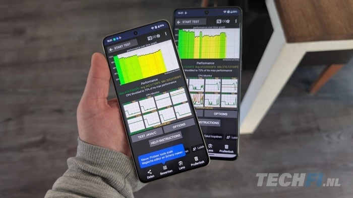 OnePlus 13R throttling vs OnePlus 12 (rechts)