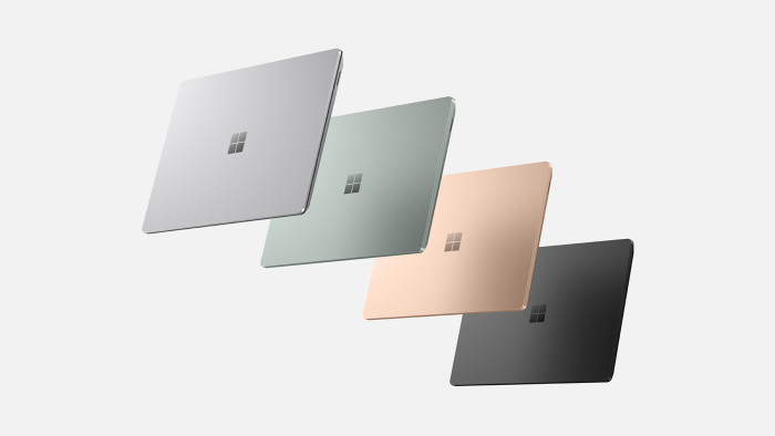 De vier kleuren waarin de Microsoft Surface Laptop 5 in 13,5 inch uitkomt.