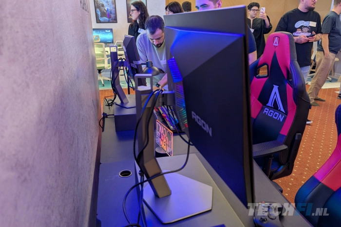 AOC Agon Pro AG276UZD