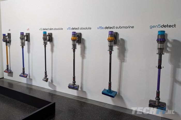 Dyson heeft inmiddels een indrukwekkend assortiment aan draadloze stofzuigers. De WashG1 is een ander soort apparaat.