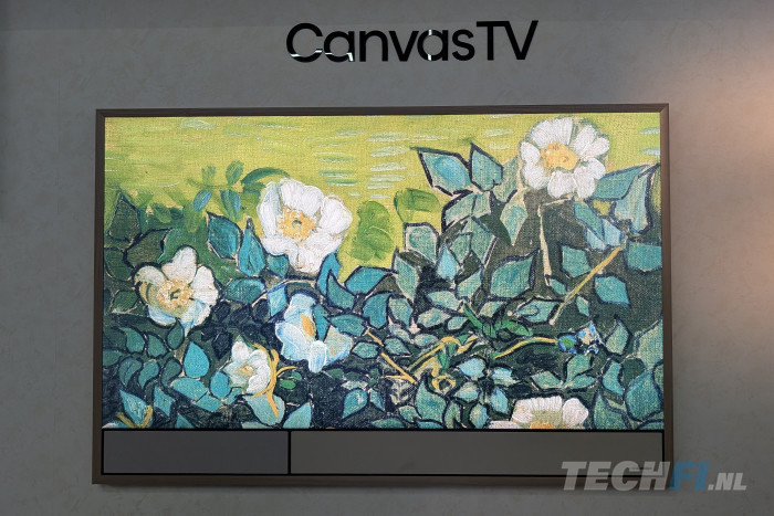 Hisense CanvasTV 75R8K Mural