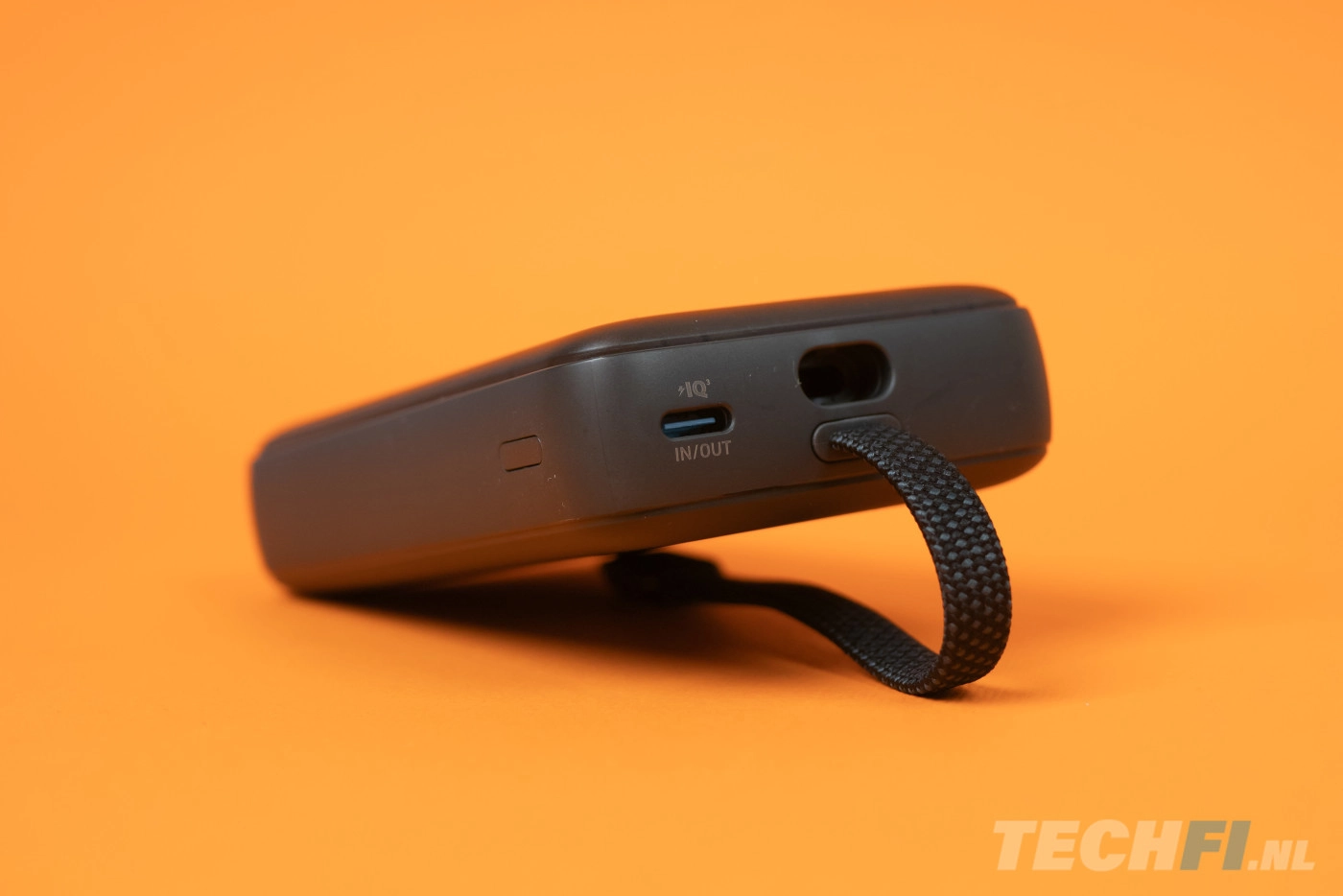De Anker Zolo heeft een extra USB-C aansluiting naast de vaste kabel.