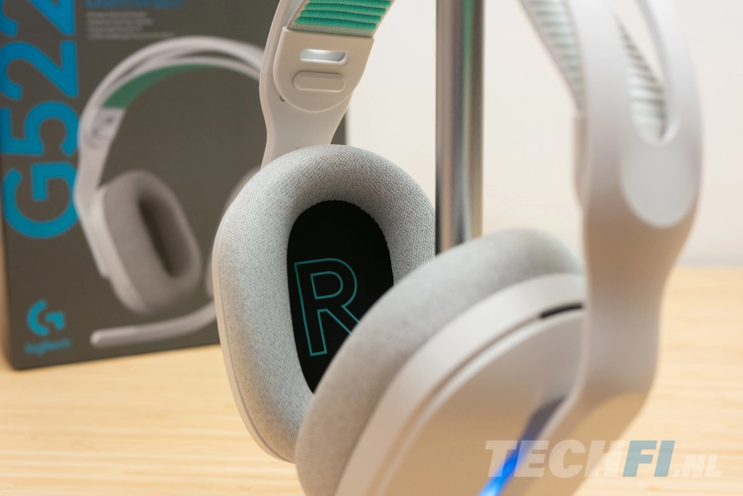 Logitech G522 Lightspeed - close-up binnenkant oorschelp