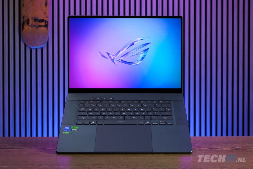 ROG Zephyrus G16 (2025)