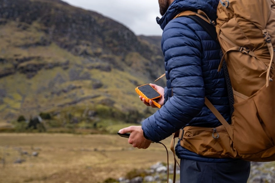 Xtorm XR201 rugged powerbank voor avontuurlijke vakanties