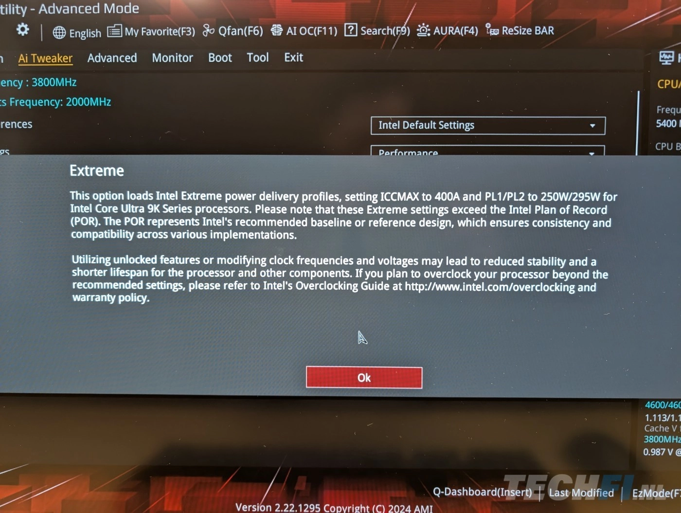 Waarschuwing bij het activeren van een overklokprofiel op de Intel Core Ultra 9 285K