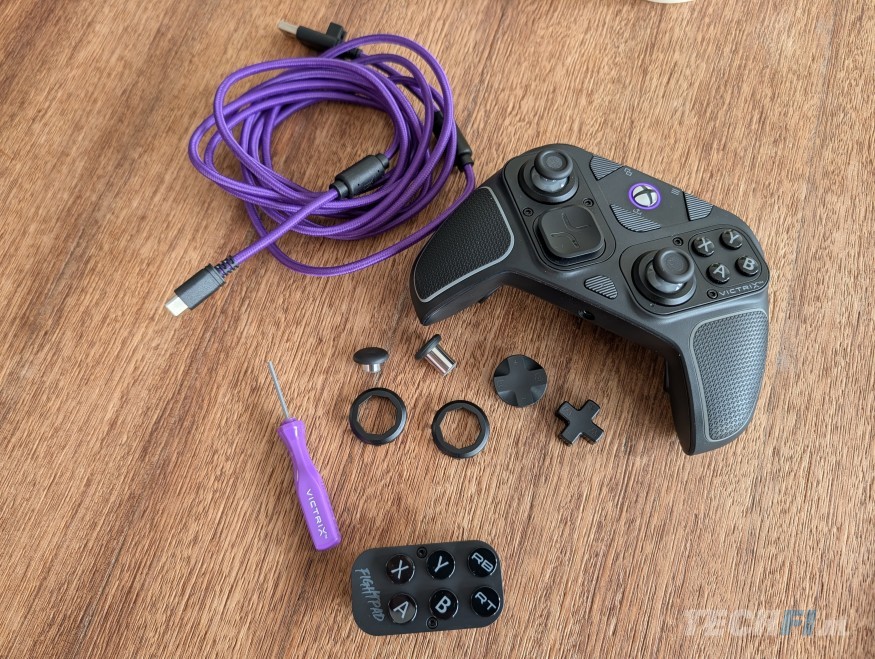 Victrix Pro BFG Reloaded - met alle accessoires