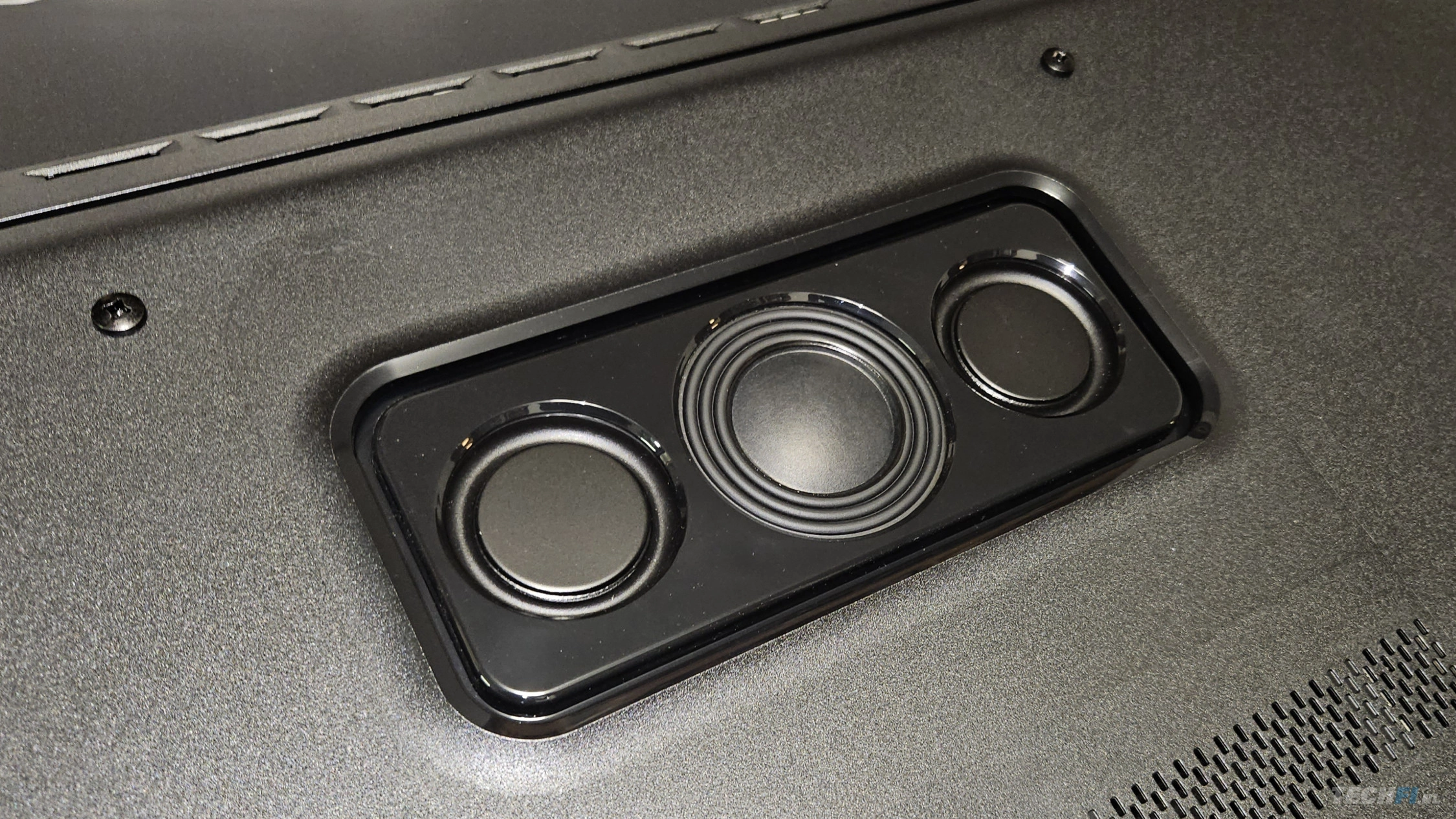 Philips OLED809 woofer 