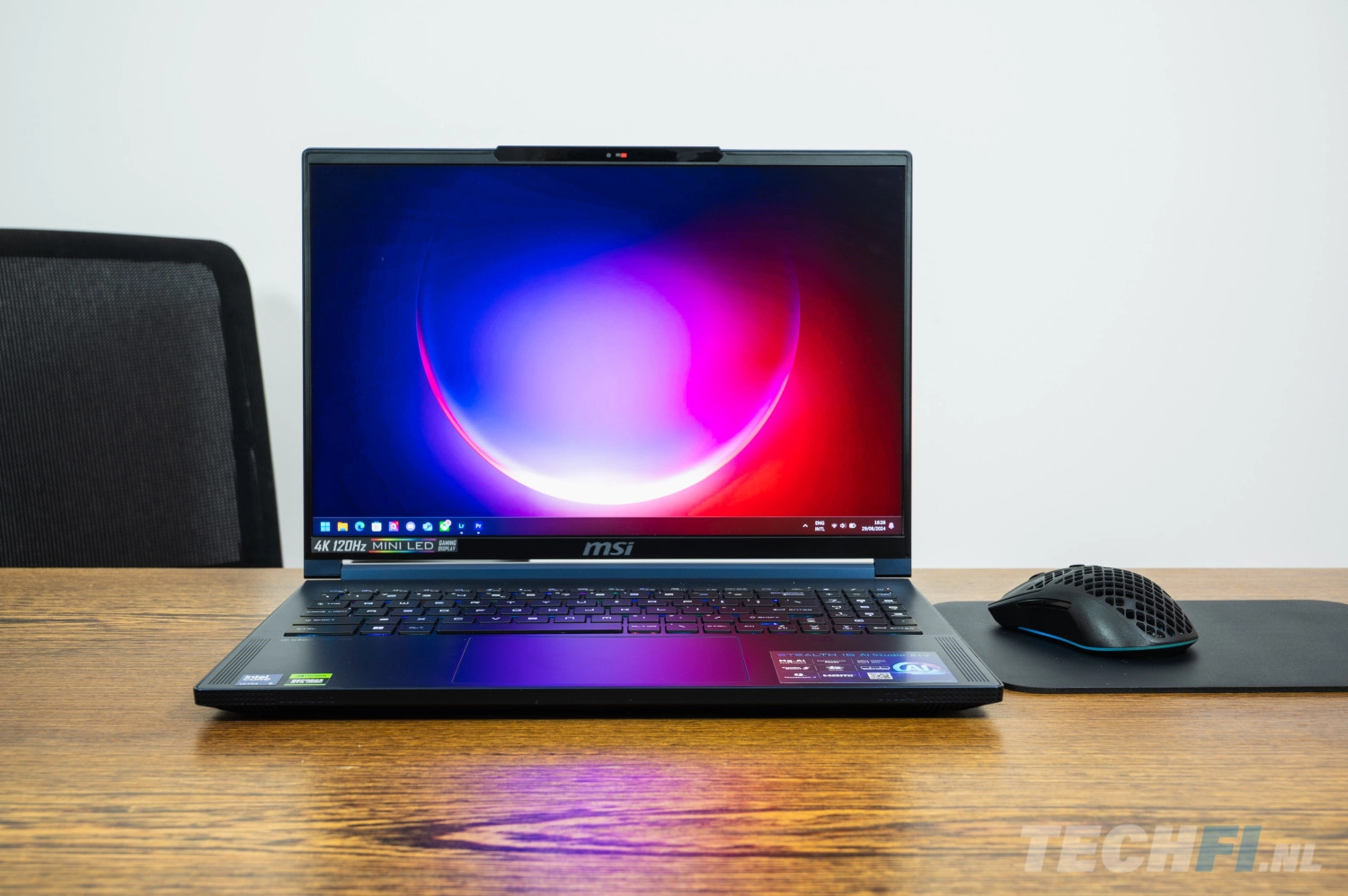 MSI Stealth 16 AI Studio (2024)