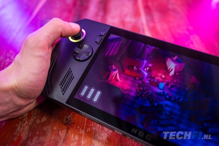 ROG Ally X + Tunic close-up