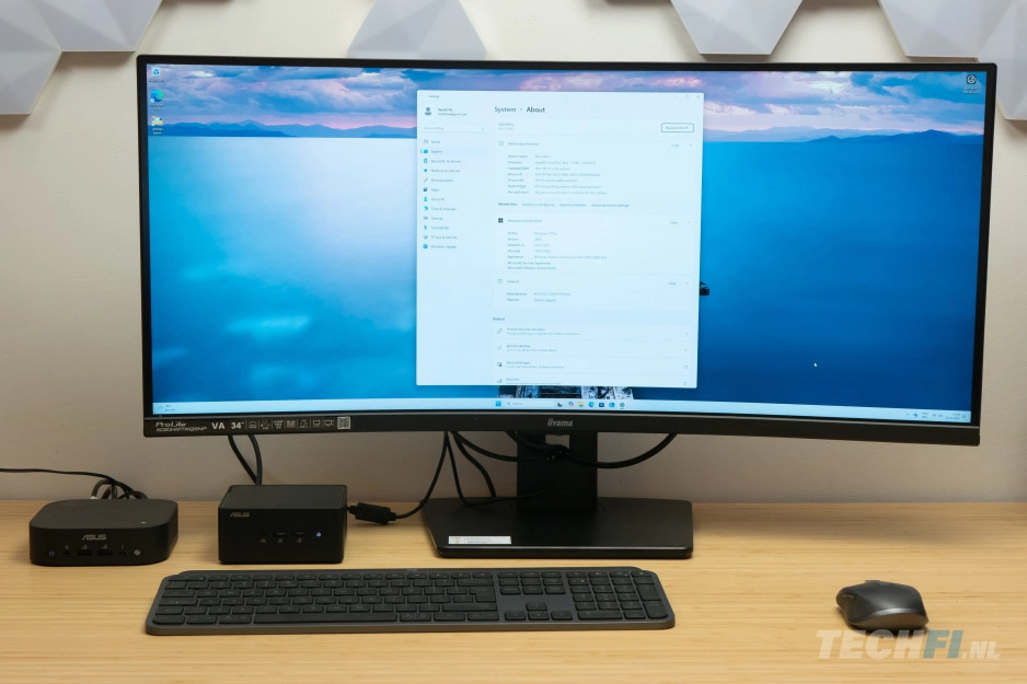 ASUS NUC 14 Pro AI en NUC 15 Pro - de NUC 15 Pro actief (beeldscherm: iiyama ProLite XCB3497WQSNP)