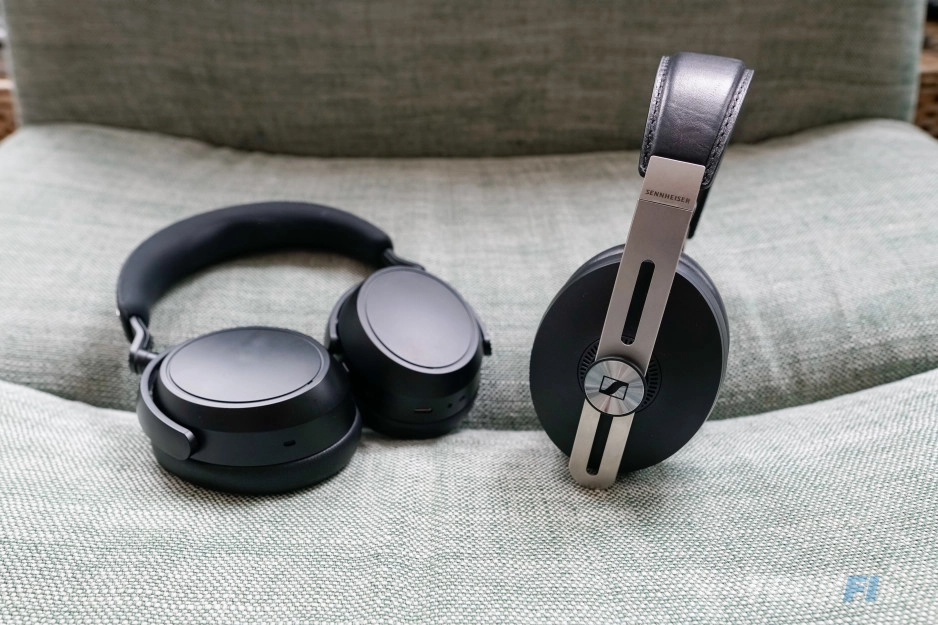 Sennheiser Momentum 4 Wireless naast de nieuwe HDB 630 Wireless