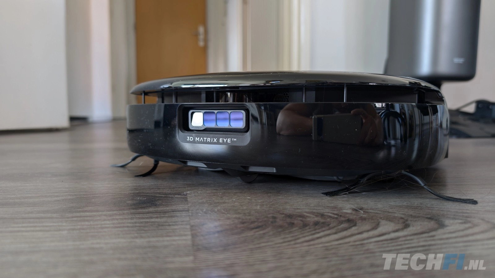 Eufy Omni S1 Pro robotstofzuiger voorkant