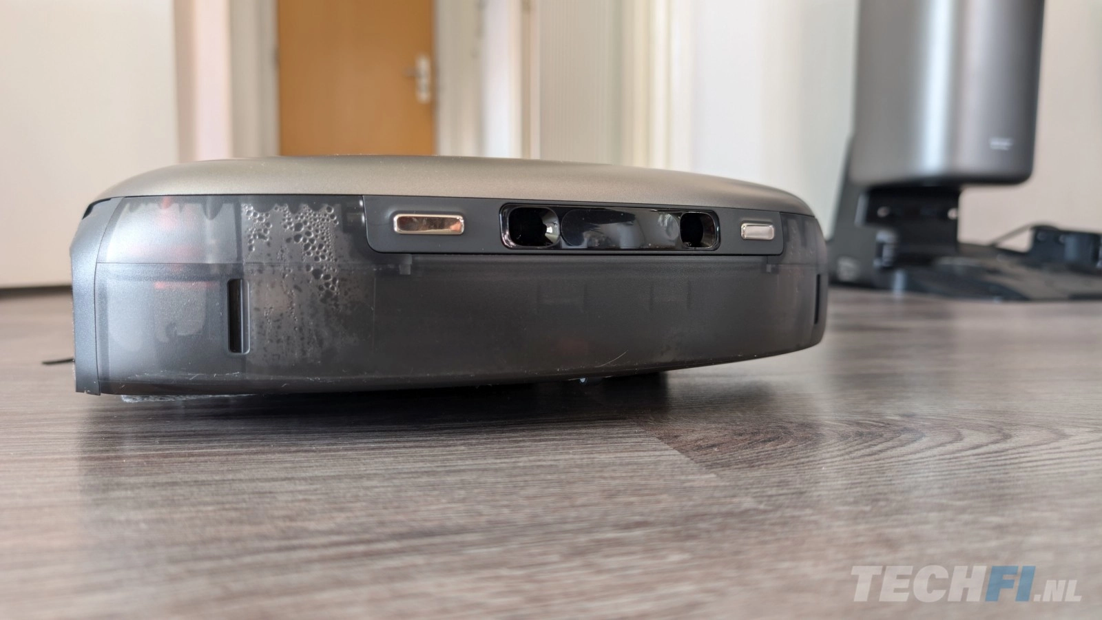 Eufy Omni S1 Pro robotstofzuiger achterkant