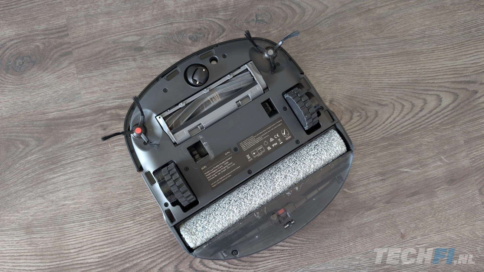 Eufy Omni S1 Pro robotstofzuiger onderkant