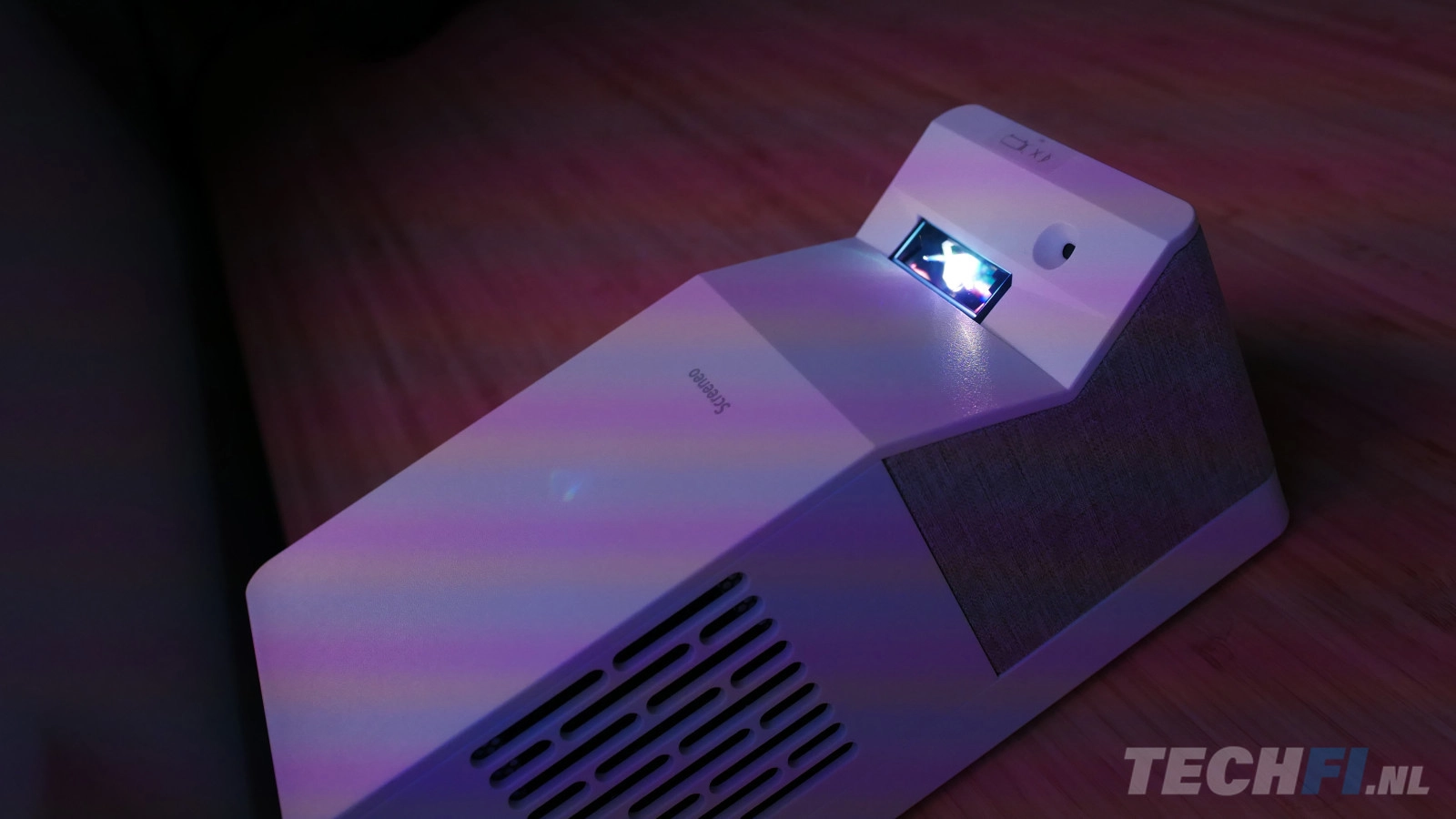 Philips Screeneo UL5 Smart OG teaser 01