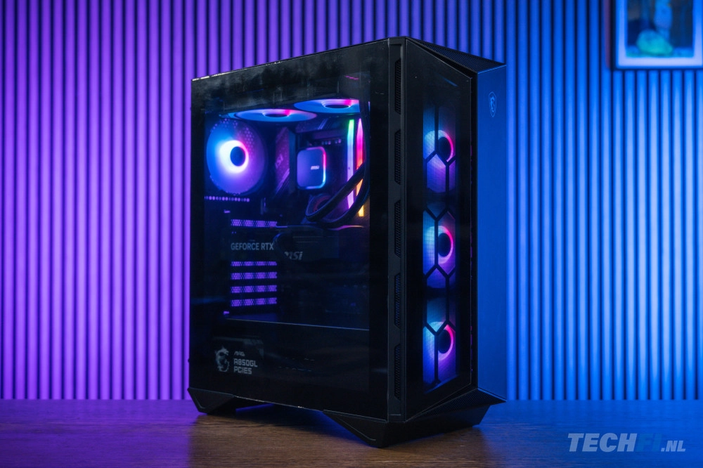 FlowUp x Powered by MSI De Enge PC - Don Kaaklijn